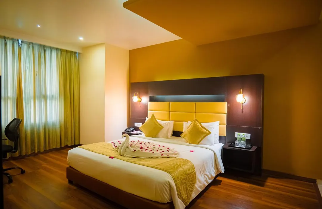 Poppys Hotel Madurai-1