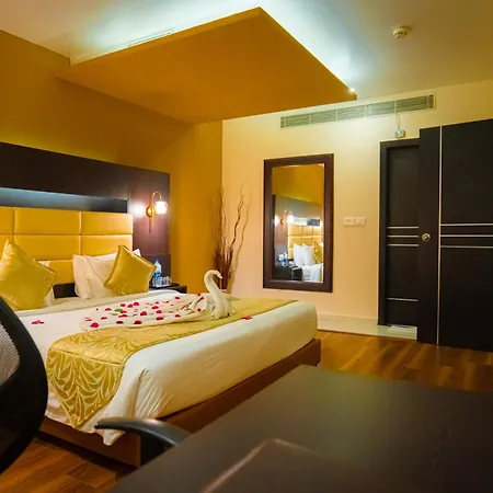Poppys Hotel Madurai-2